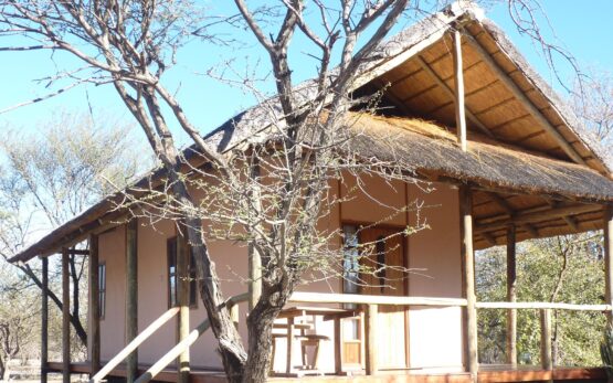 Thakadu Bush Camp Chalets